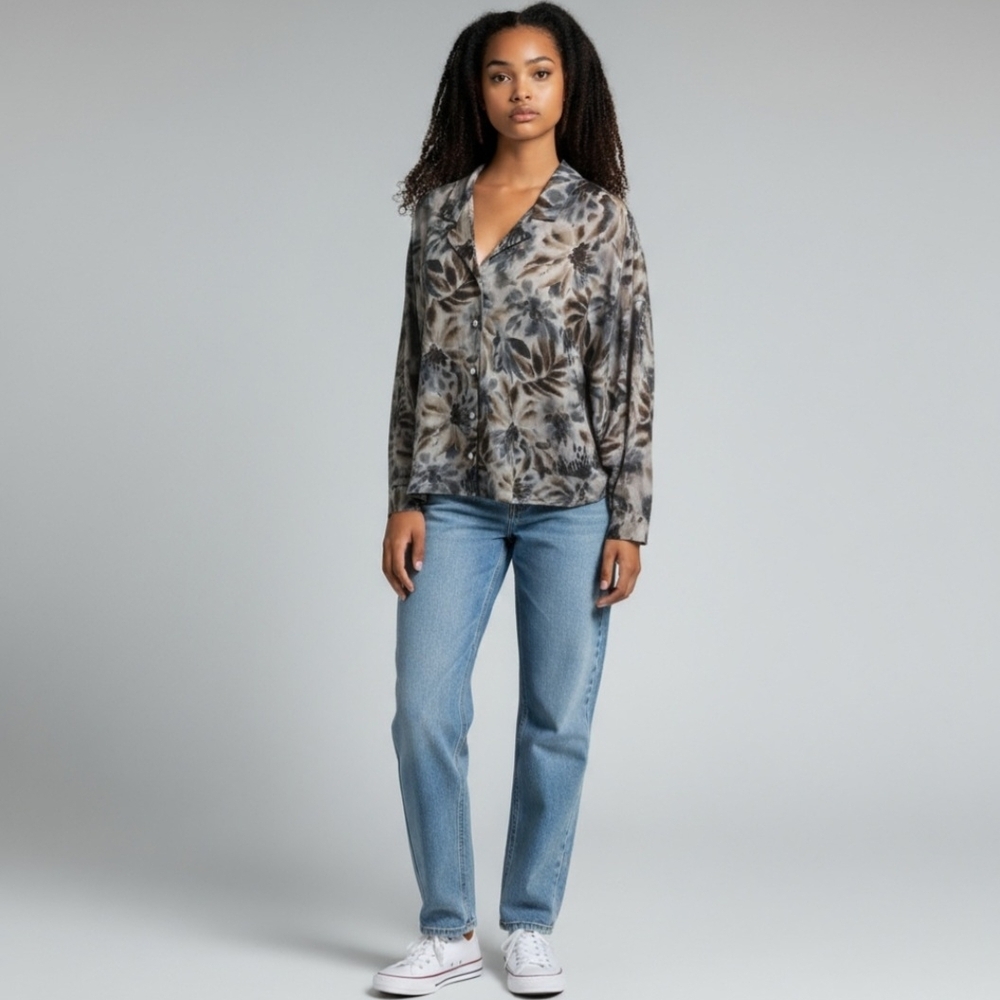 MarlaWynne Floral Gray Blouse